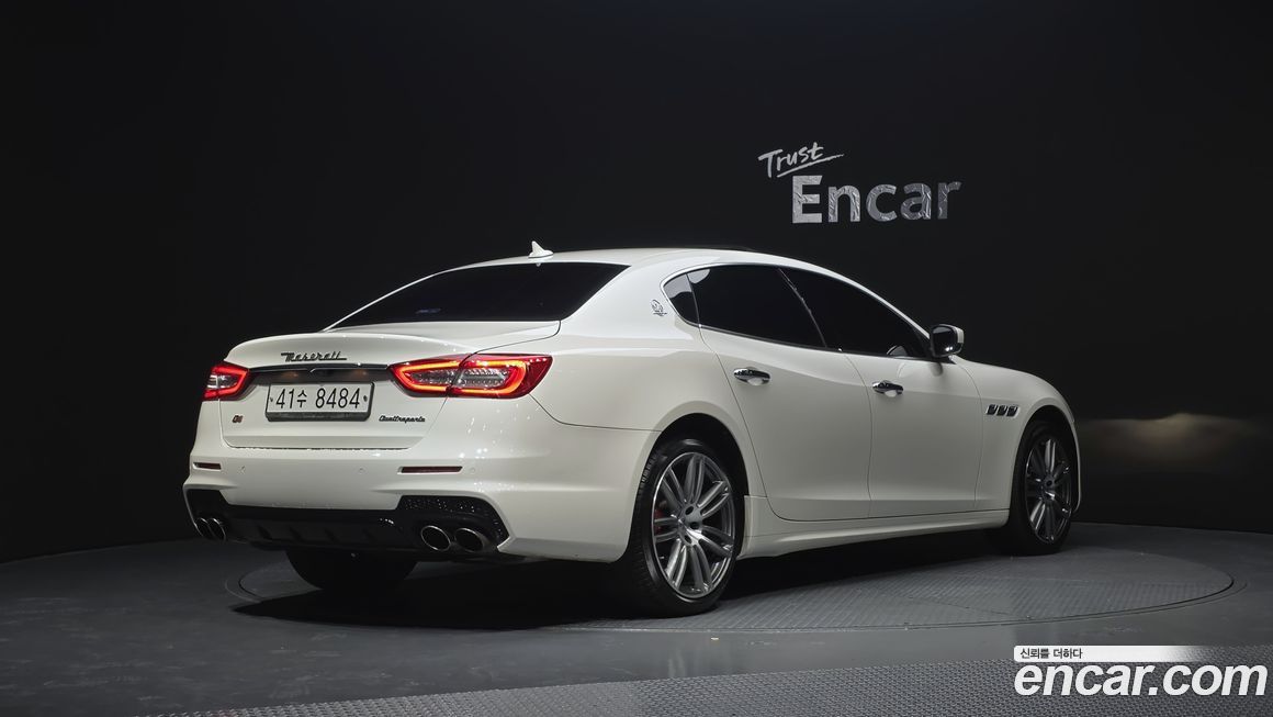 Maserati Quattroporte 2017