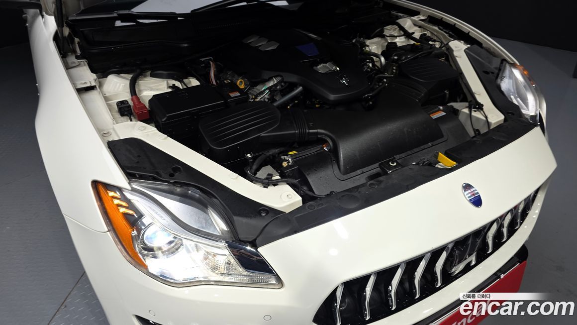 Maserati Quattroporte 2017