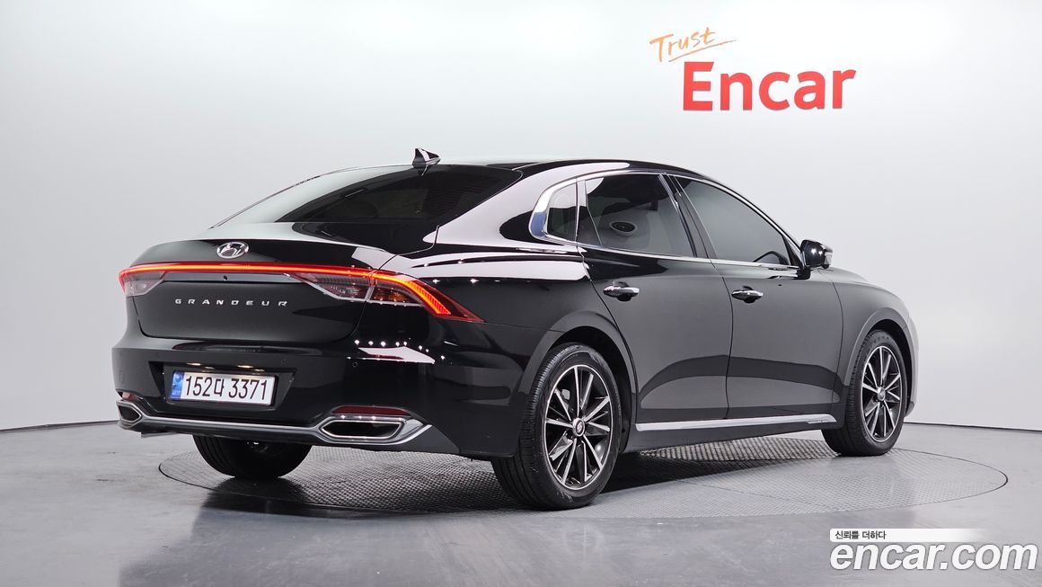 Hyundai Grandeur 2022