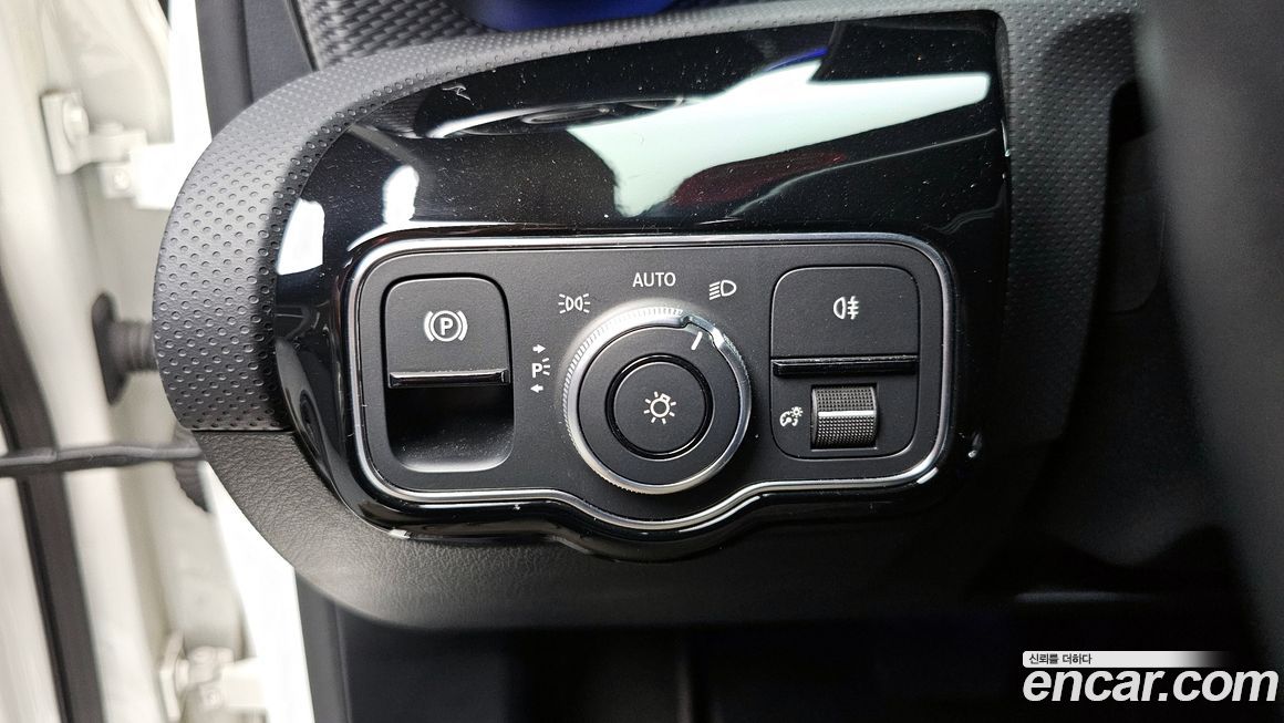 Mercedes-Benz A-Class 2021