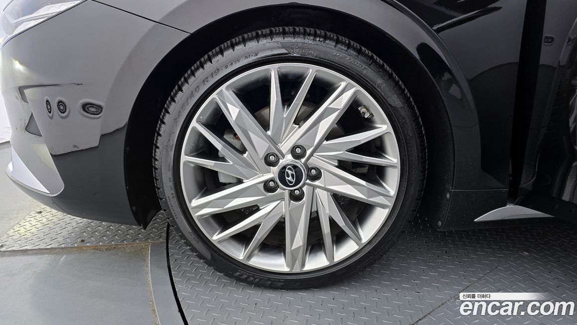 Hyundai Grandeur 2020