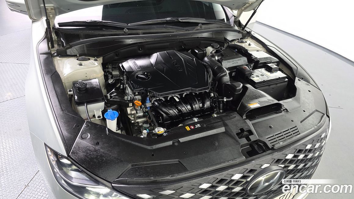 Hyundai Grandeur 2021