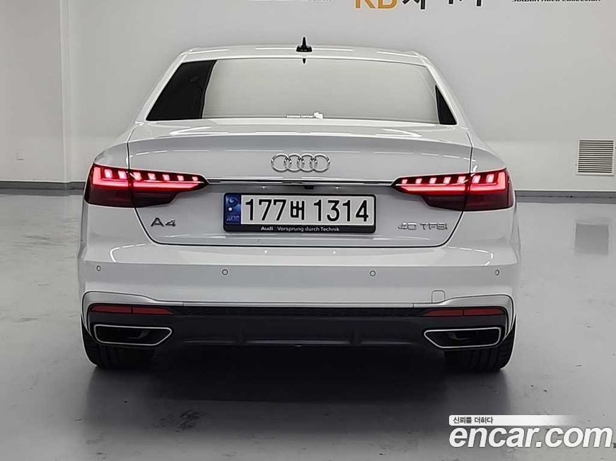 Audi A4 2023