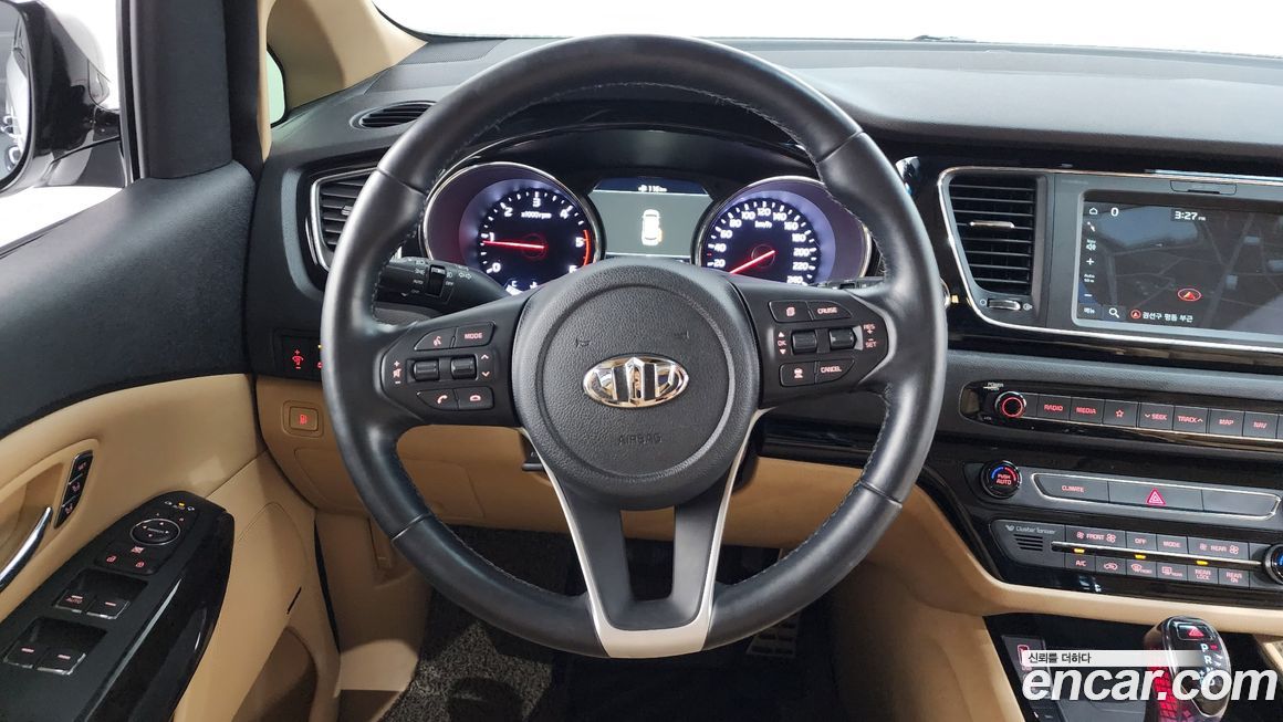 Kia Canival 2019