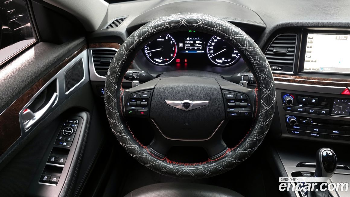 Hyundai Genesis 2016