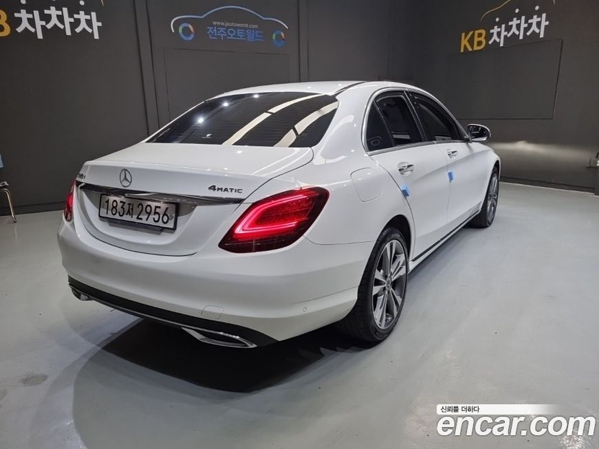 Mercedes-Benz C-Class 2020