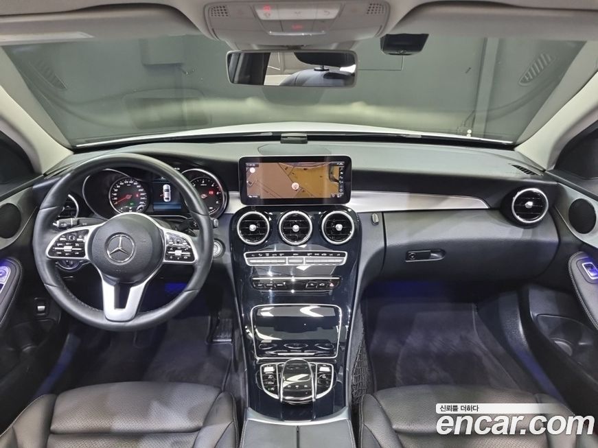 Mercedes-Benz C-Class 2020