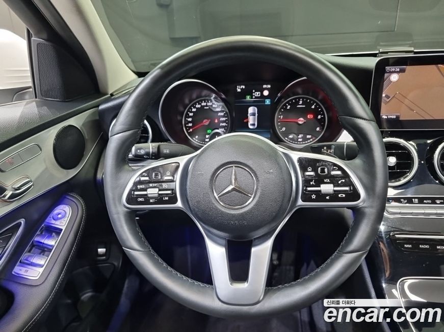 Mercedes-Benz C-Class 2020
