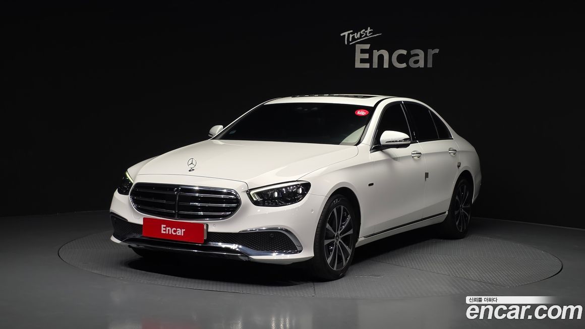 Mercedes-Benz E-Class 2021