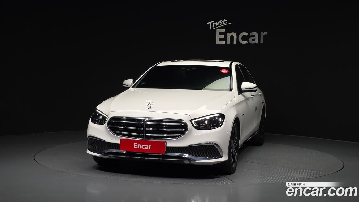 Mercedes-Benz E-Class 2021