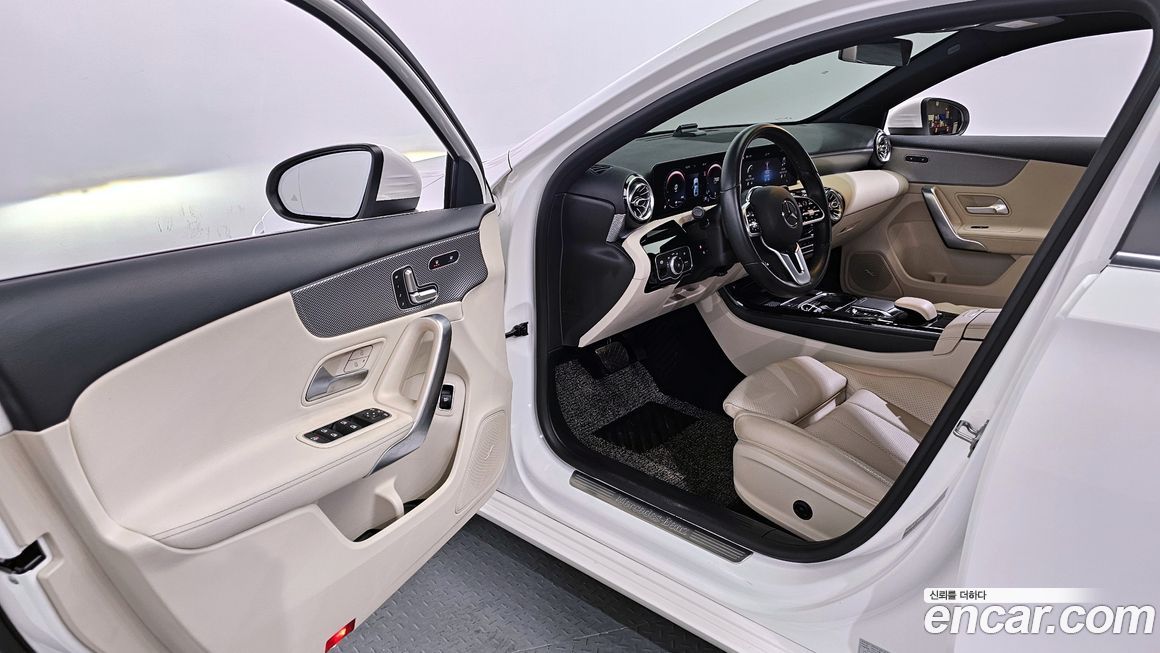 Mercedes-Benz A-Class 2021