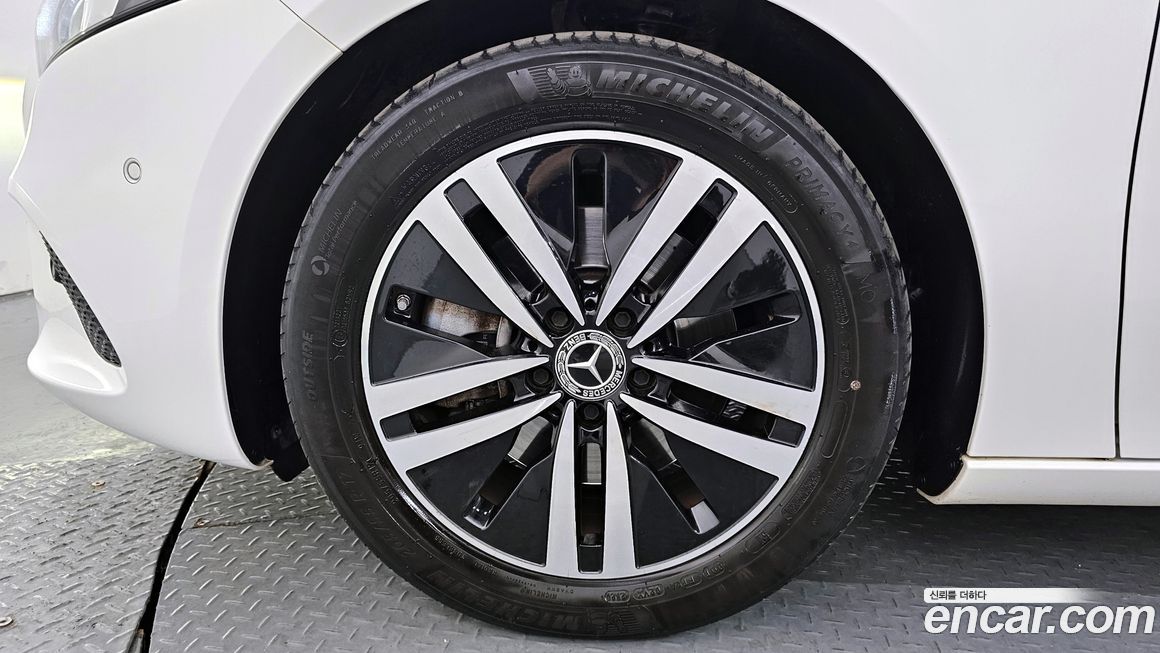 Mercedes-Benz A-Class 2021