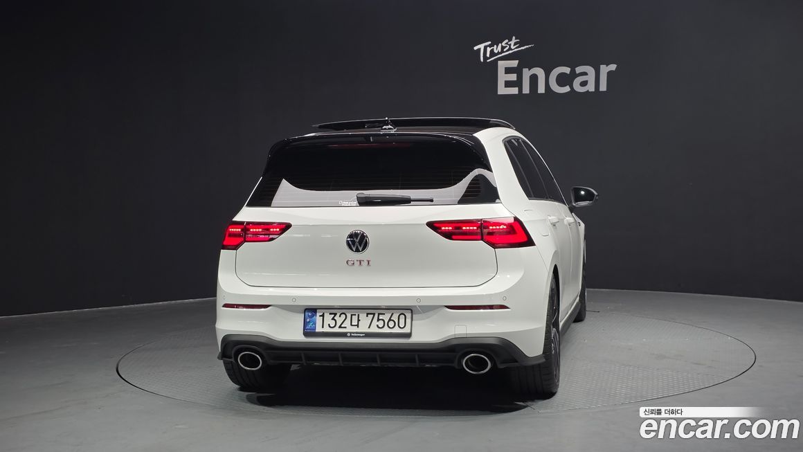 Volkswagen Golf 2024