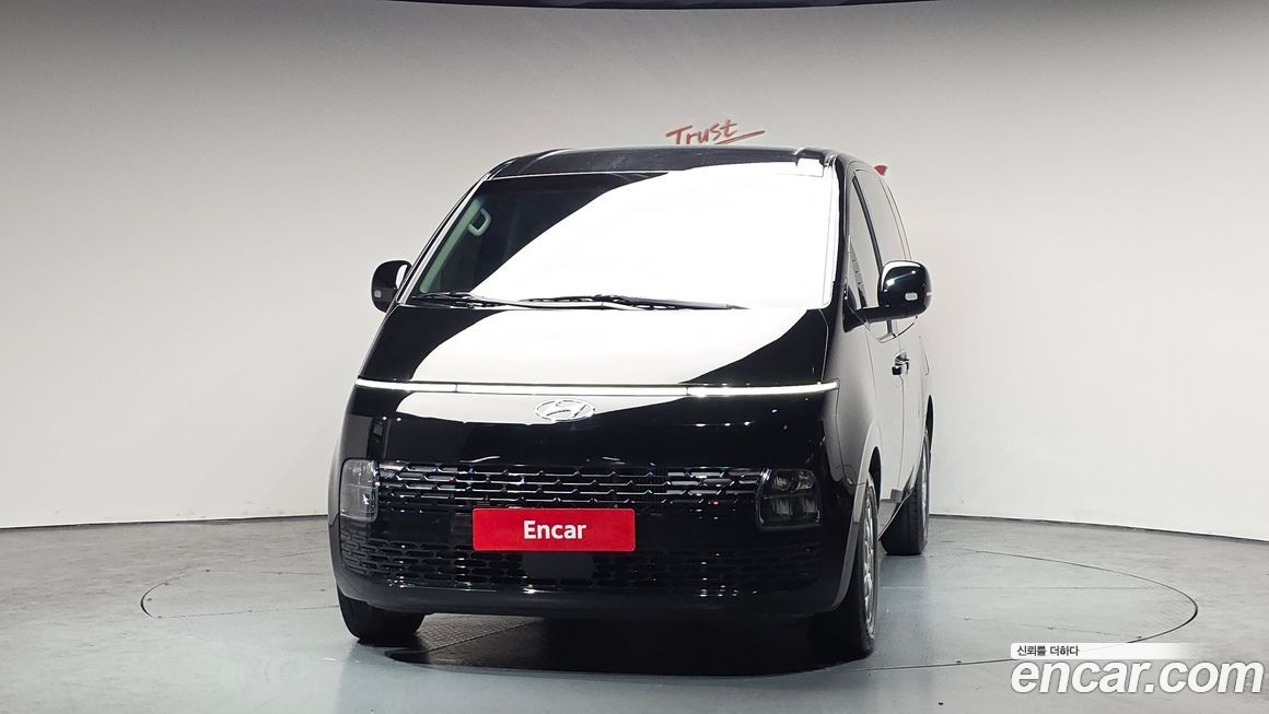 Hyundai Staria 2023