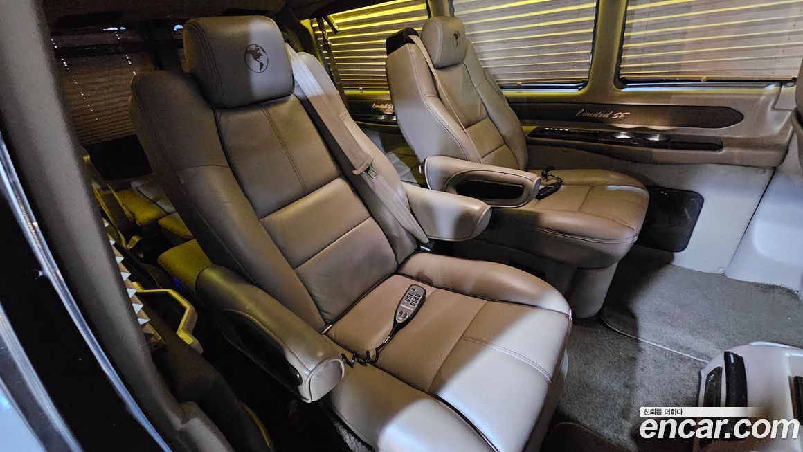 Chevrolet Express Van 2018
