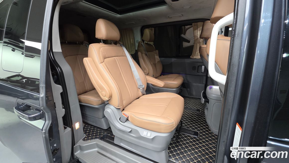 Hyundai Staria 2023