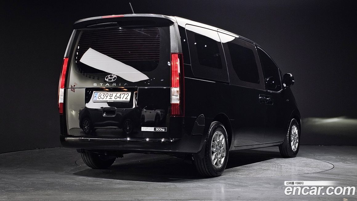 Hyundai Staria 2024
