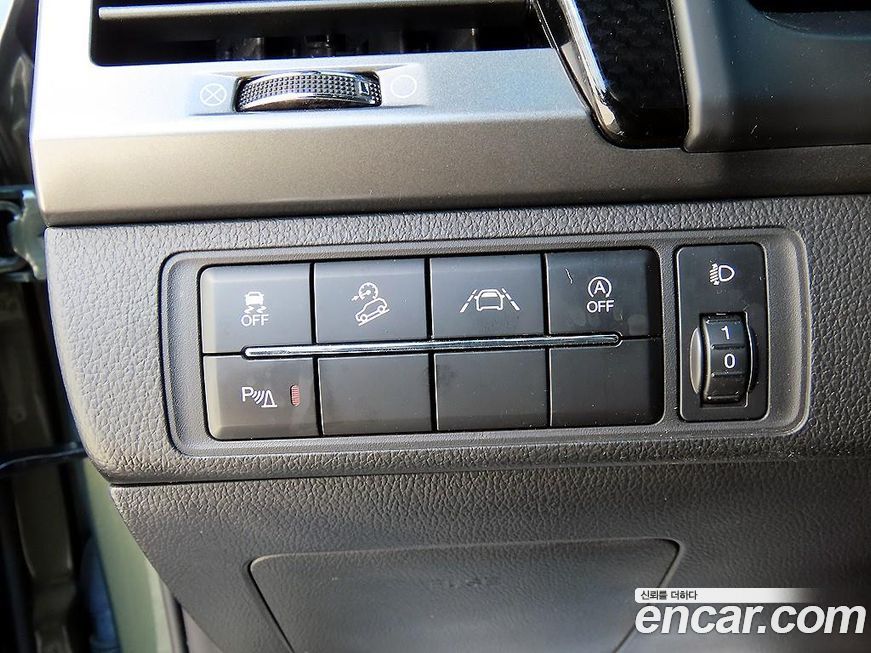 KG_Mobility_Ssangyong Rexton 2023