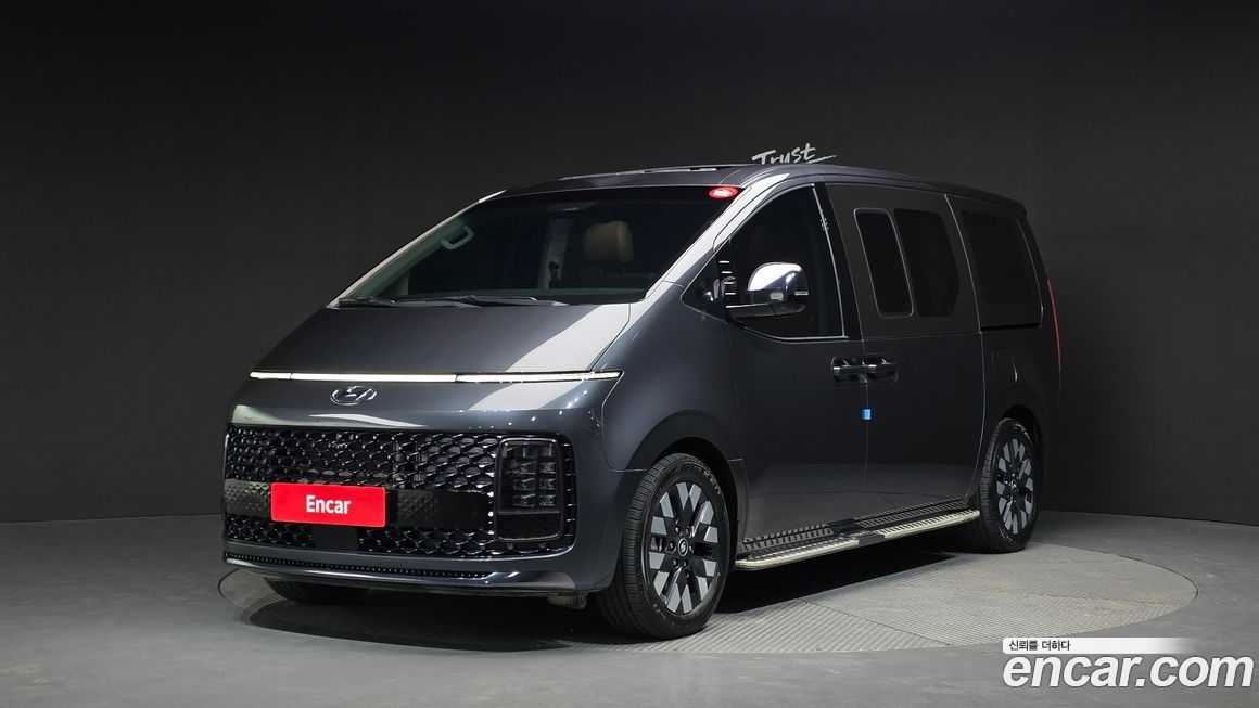Hyundai Staria 2023