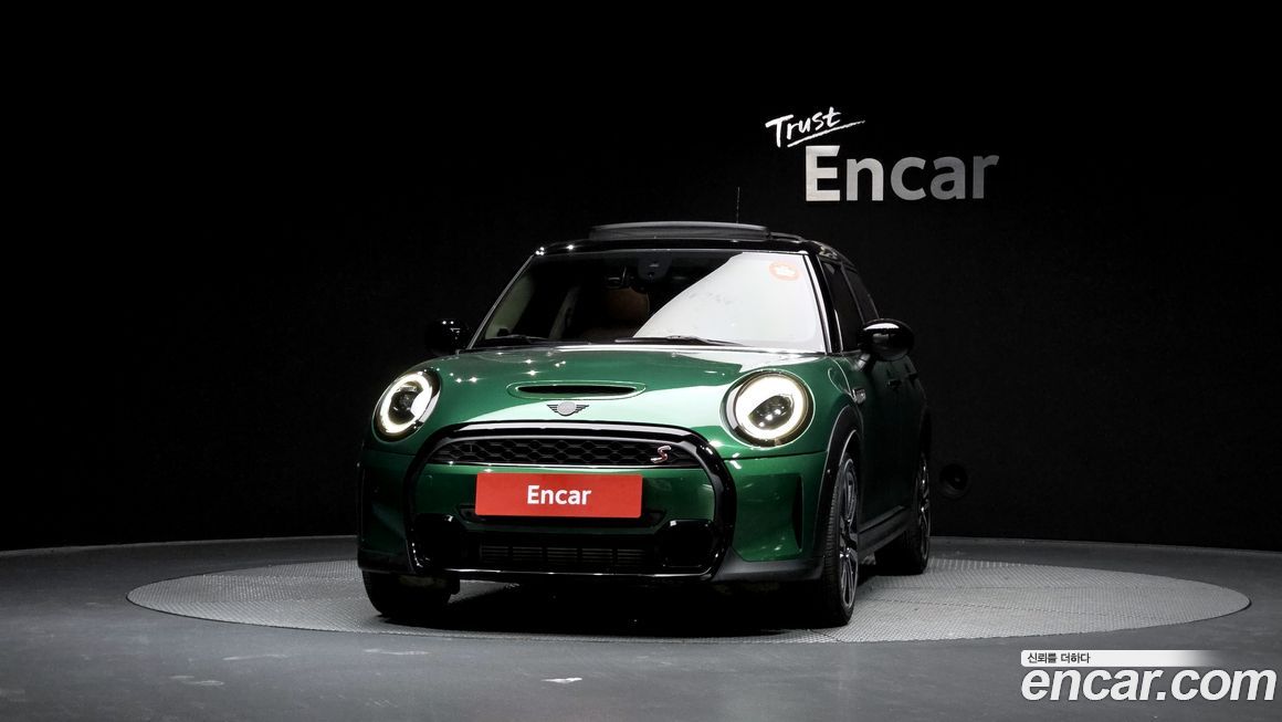 Mini Cooper 2024