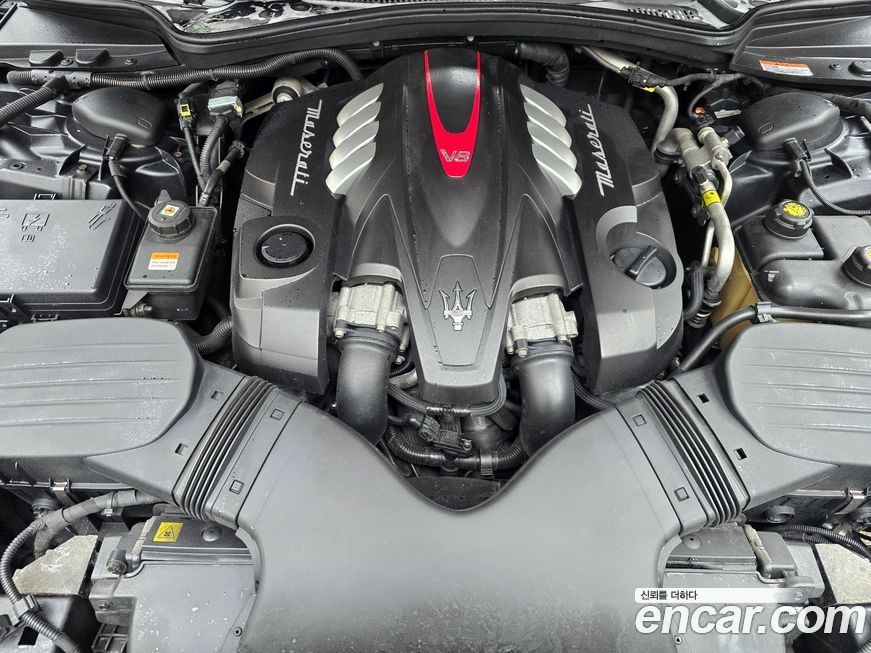 Maserati Quattroporte 2015