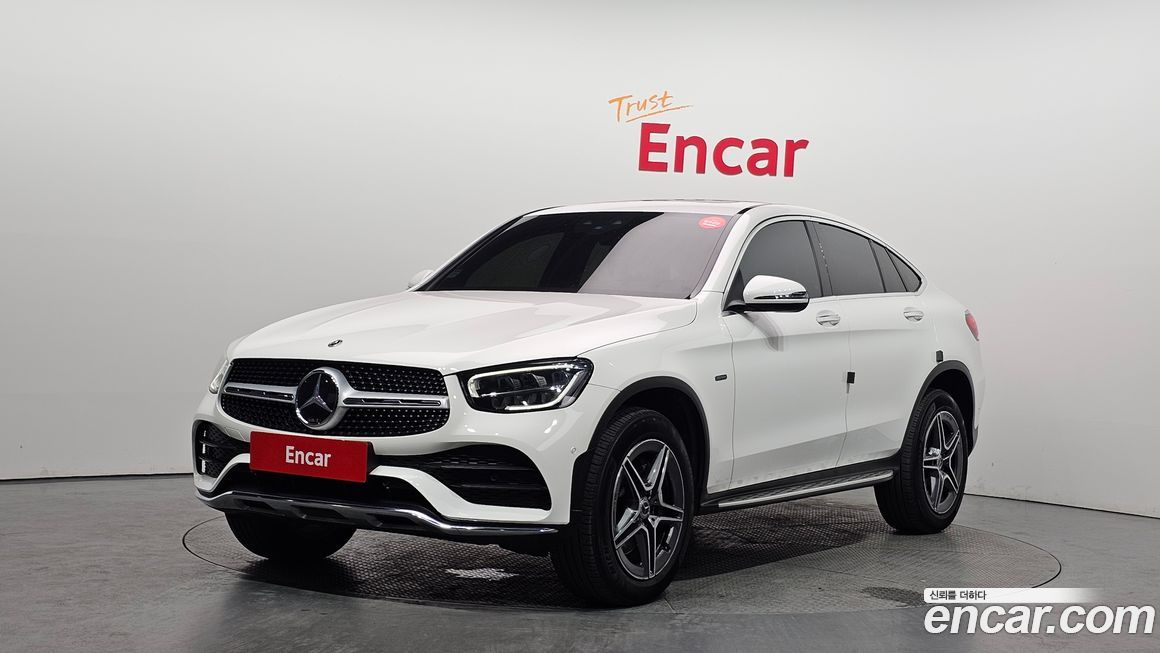 Mercedes-Benz GLC-Class 2021