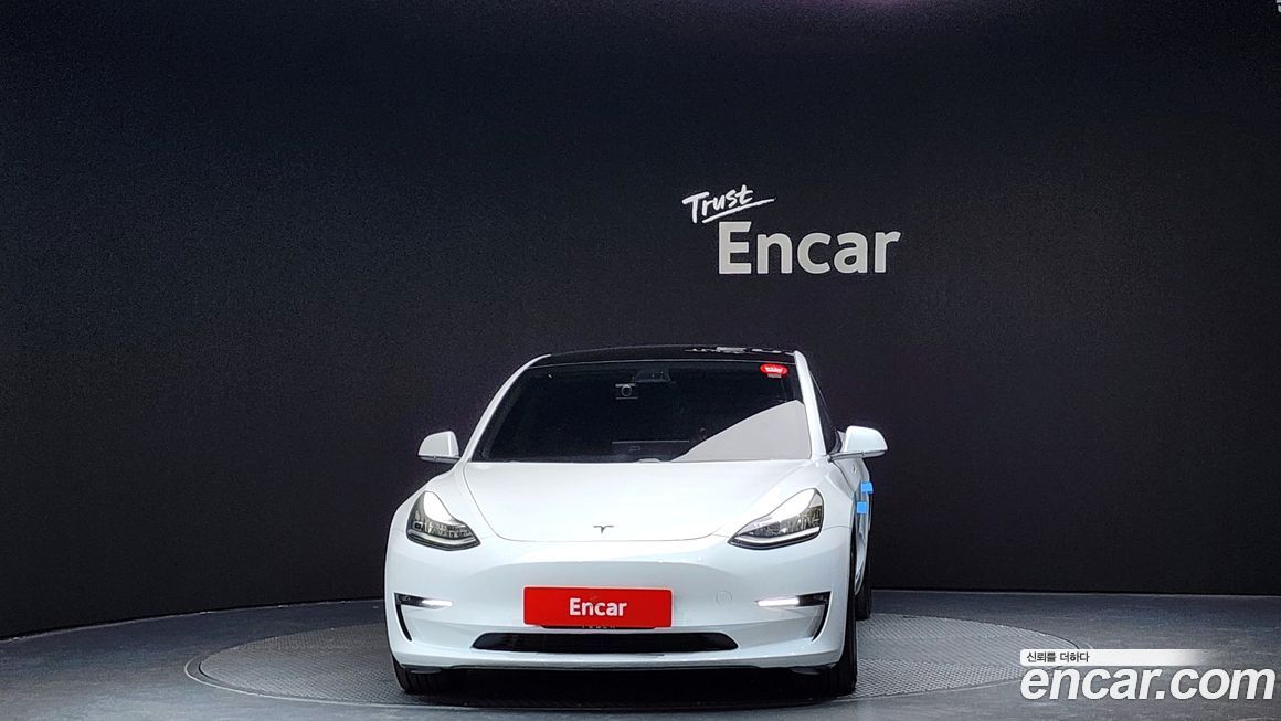 Tesla Model 3 2020