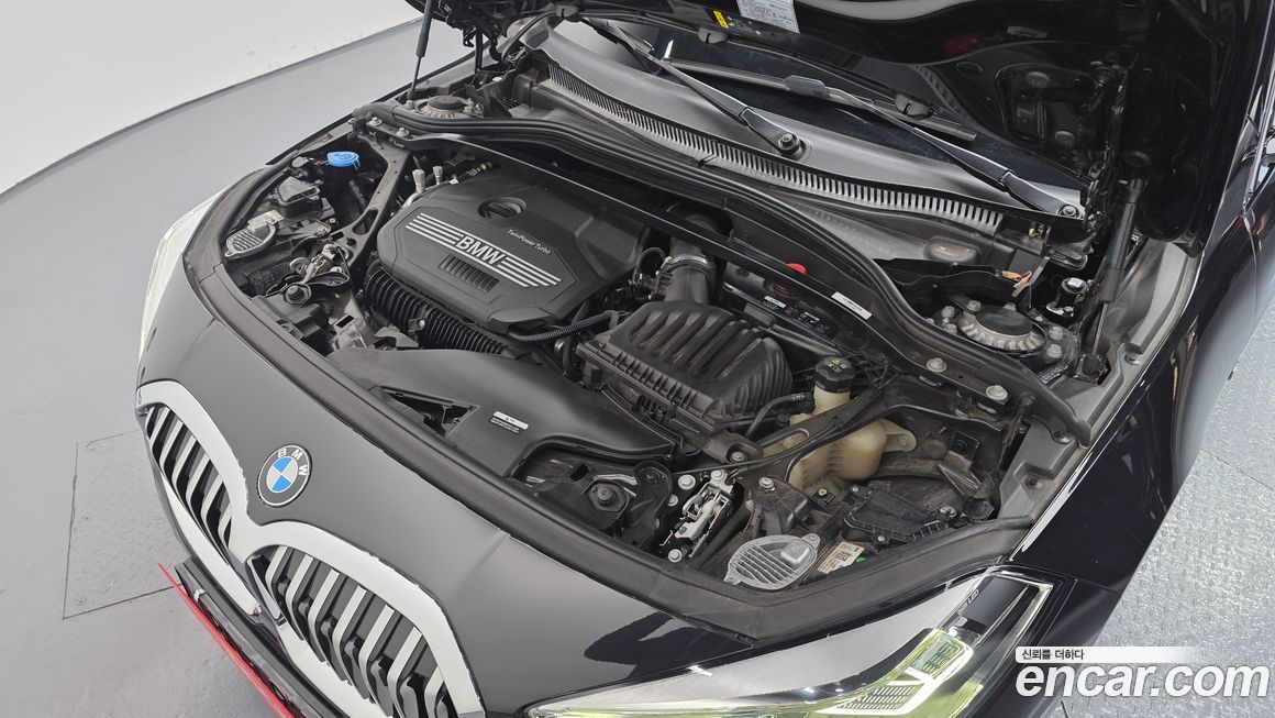 BMW 1-Series 2023