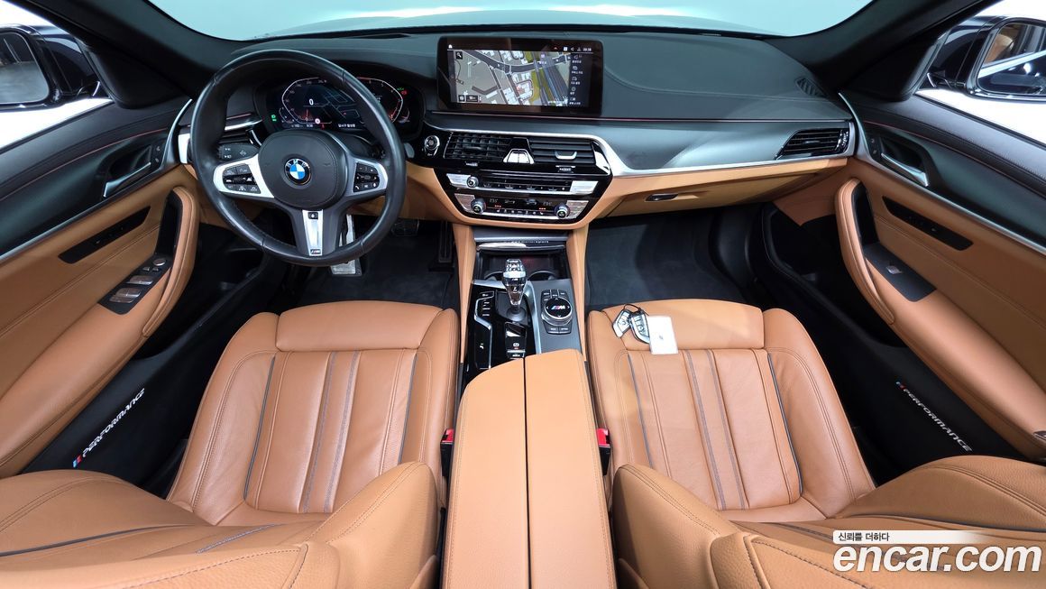 BMW 5-Series 2023