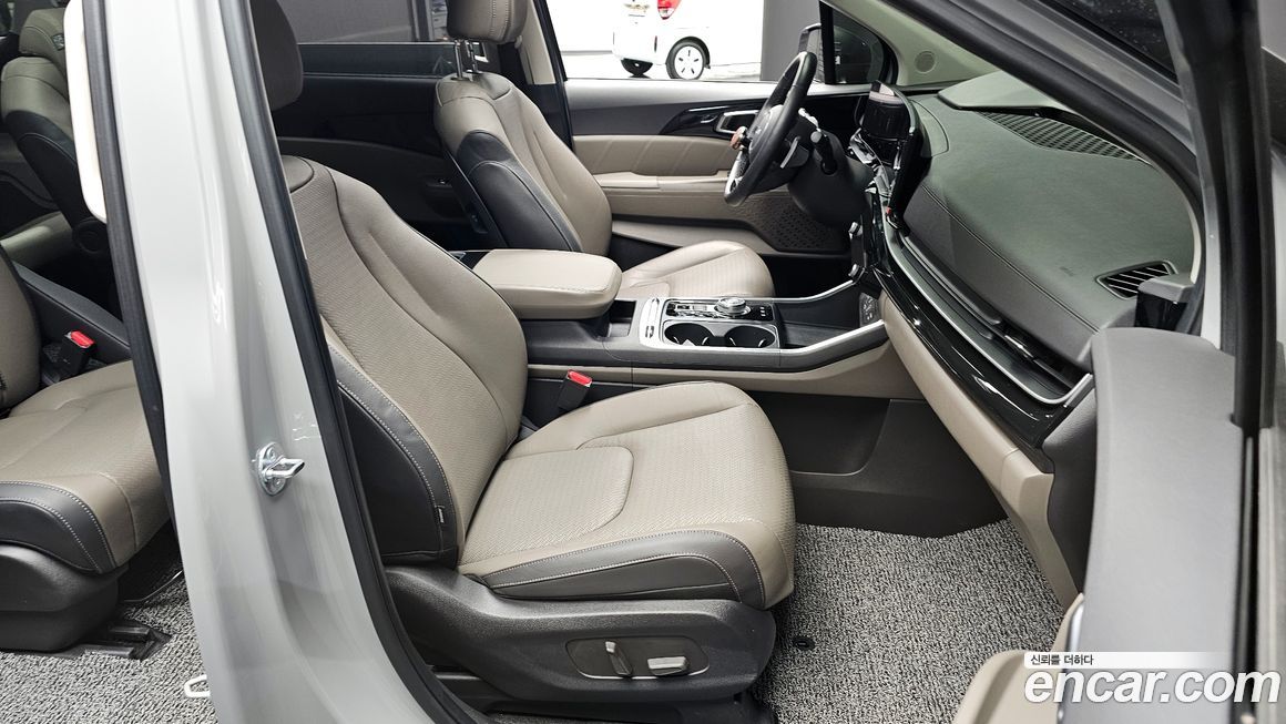Kia Canival 2025