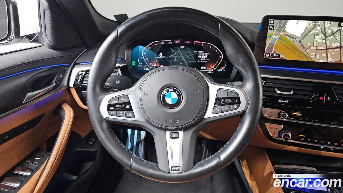 BMW 5-Series 2022