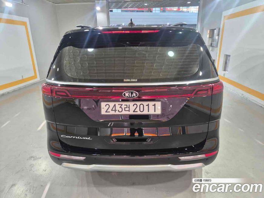 Kia Canival 2021