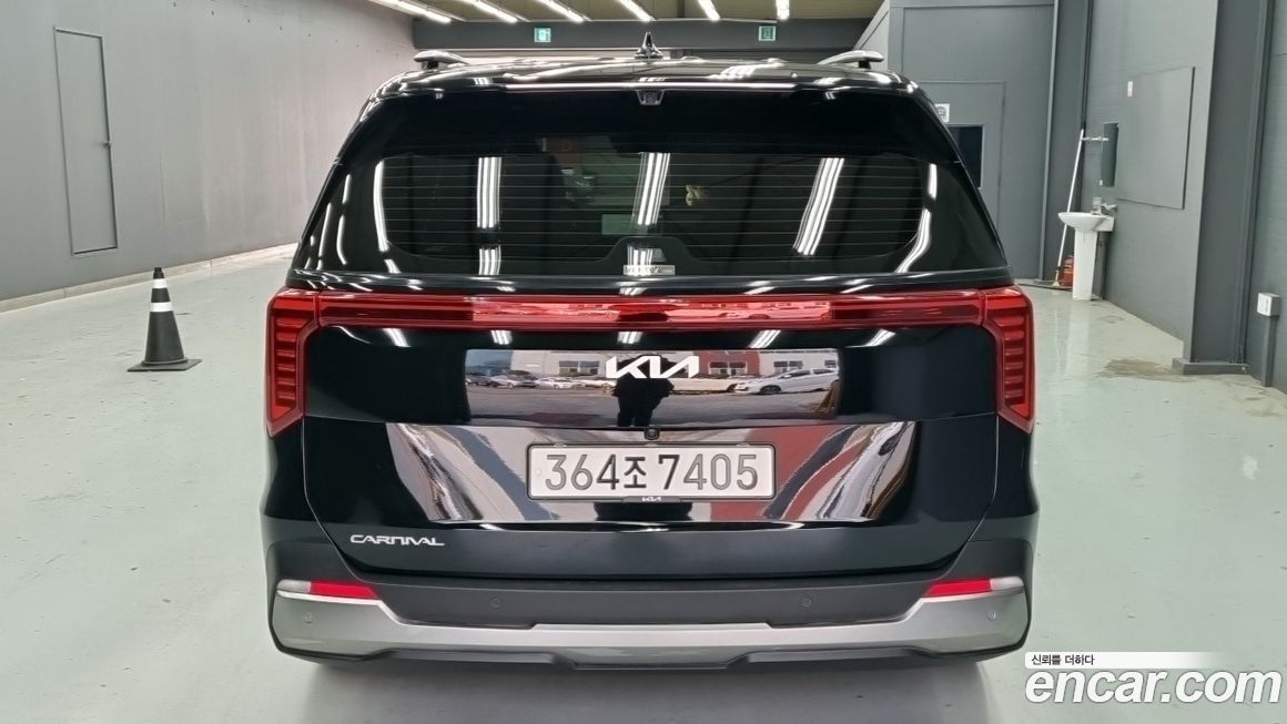 Kia Canival 2025