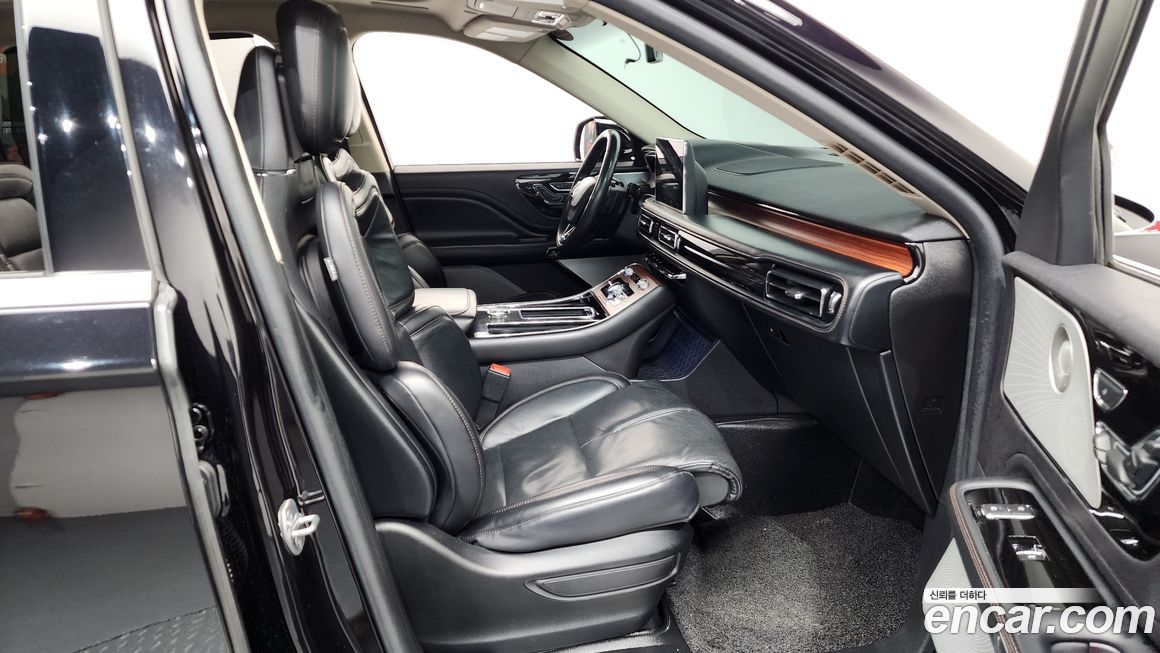 Lincoln Aviator 2021