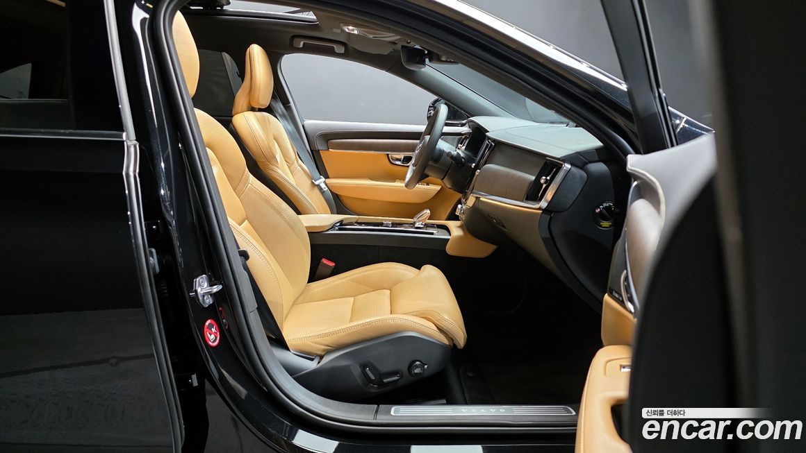 Volvo S90 2021