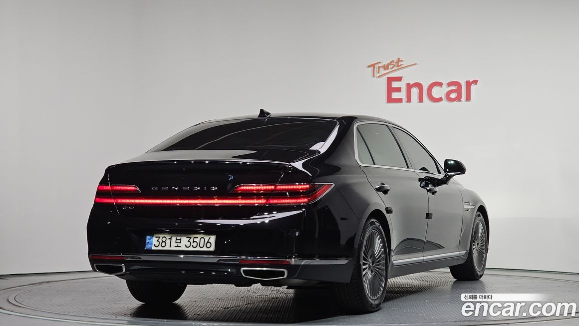 Genesis G90 2021