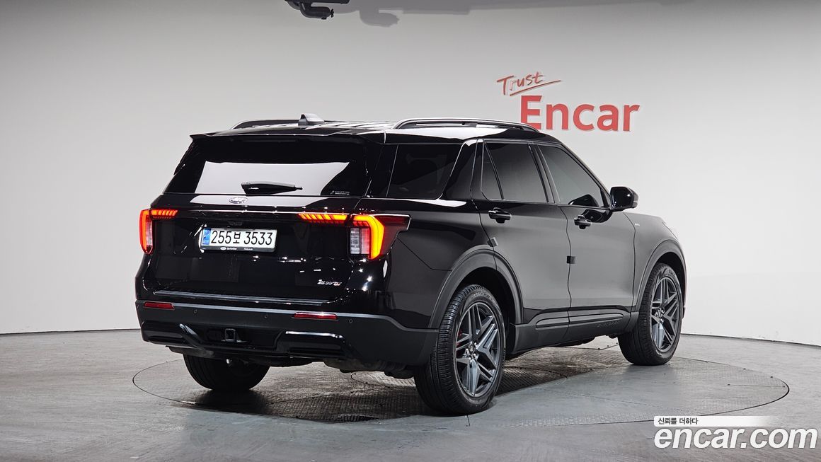 Ford Explorer 2025