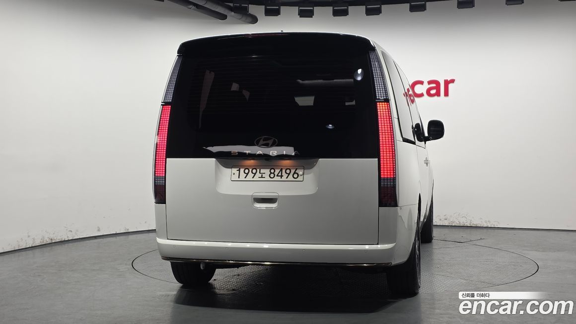 Hyundai Staria 2025