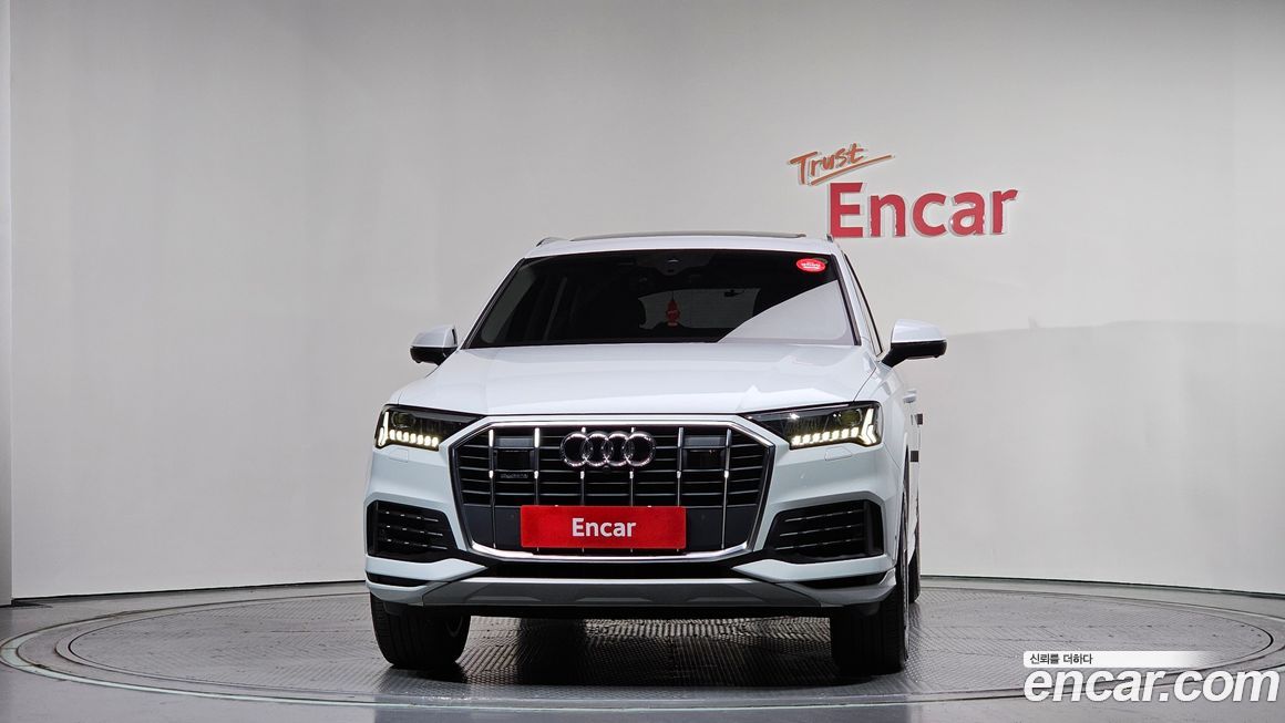 Audi Q7 2021
