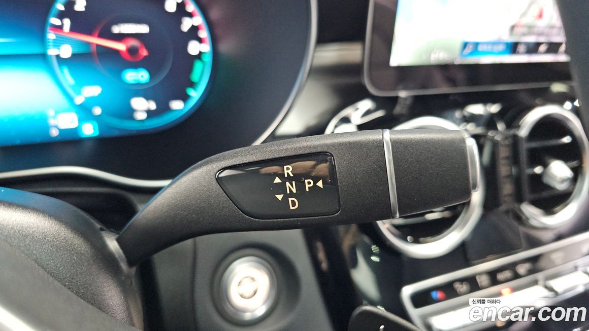 Mercedes-Benz GLC-Class 2022