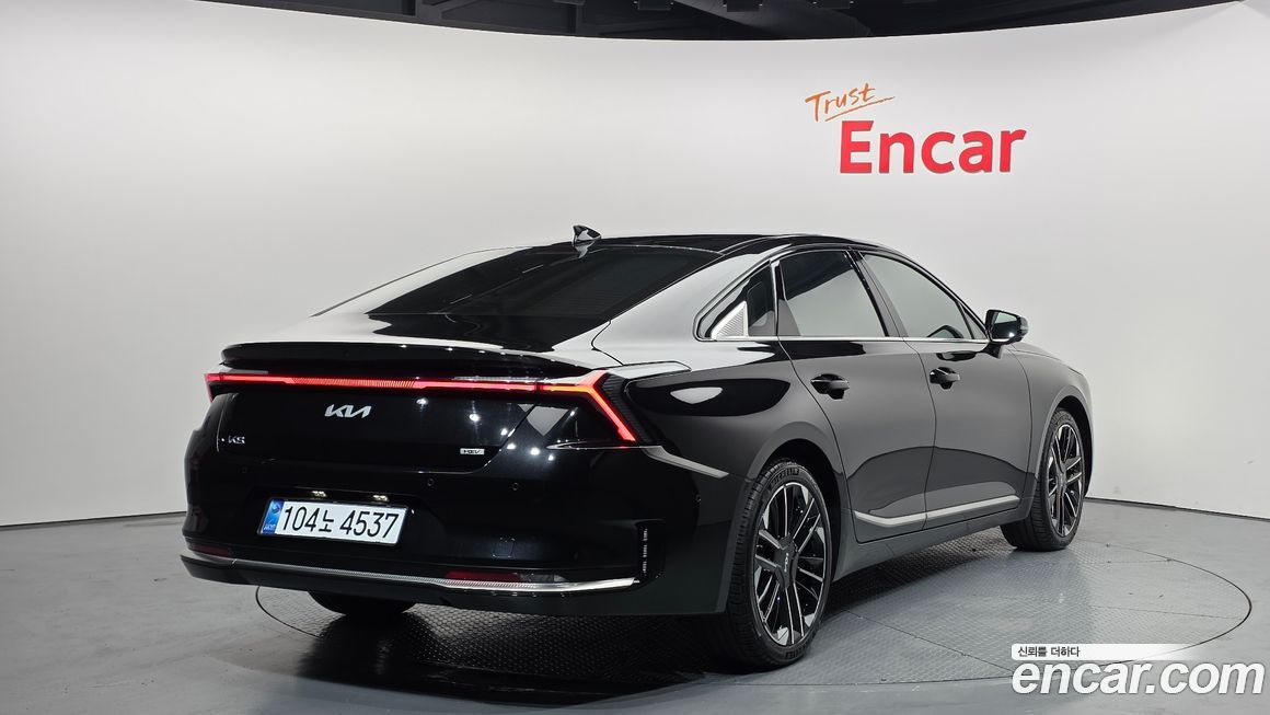 Kia K8 2025
