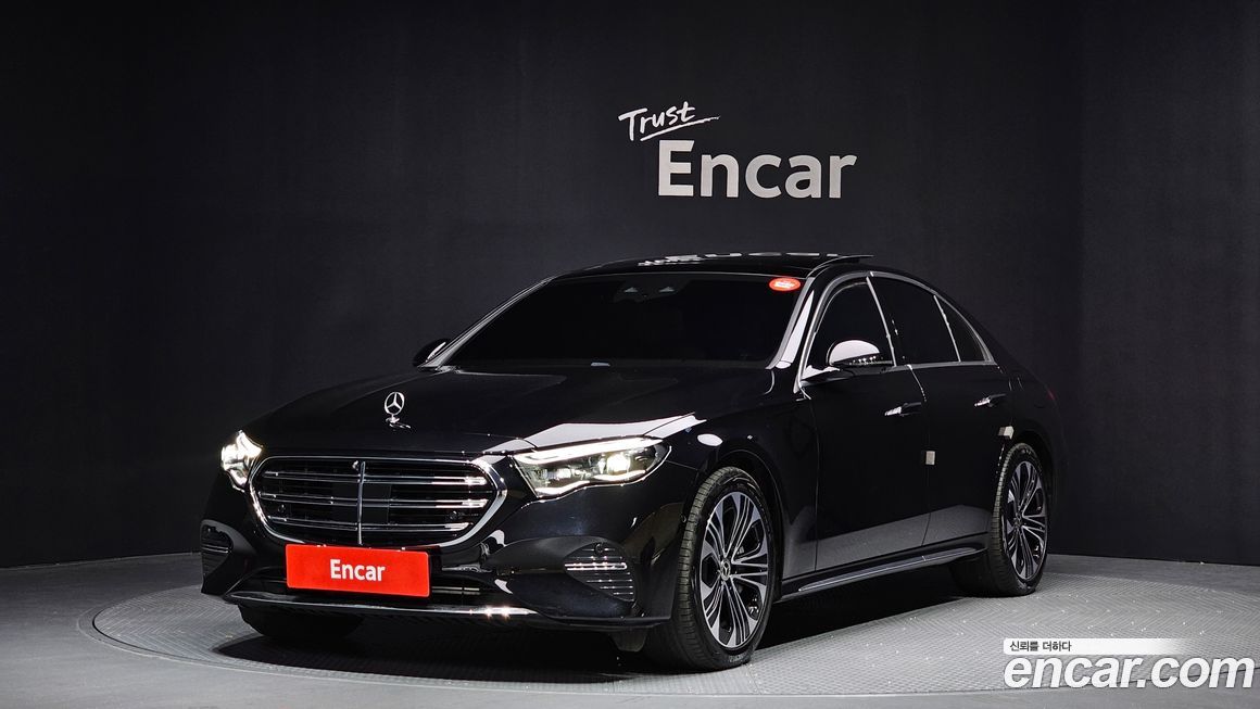 Mercedes-Benz E-Class 2025