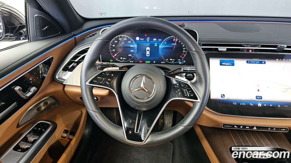 Mercedes-Benz E-Class 2025