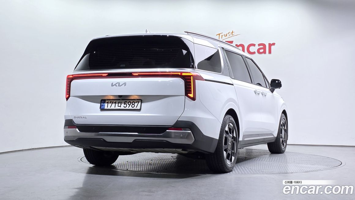 Kia Canival 2025