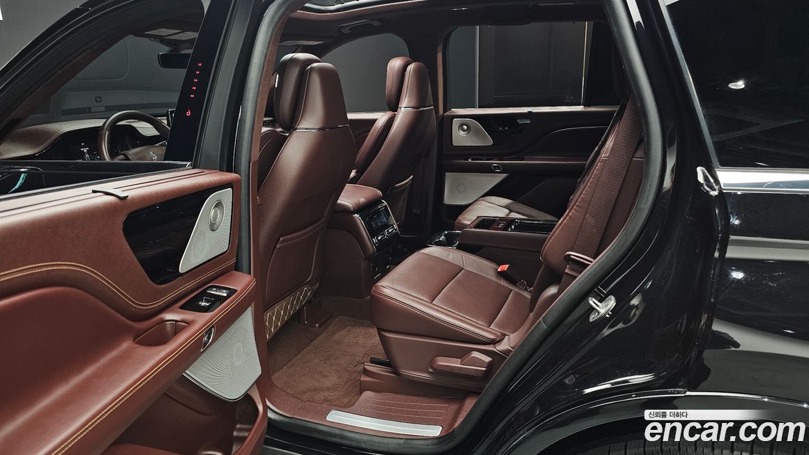 Lincoln Aviator 2021