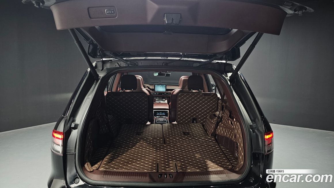 Lincoln Aviator 2021