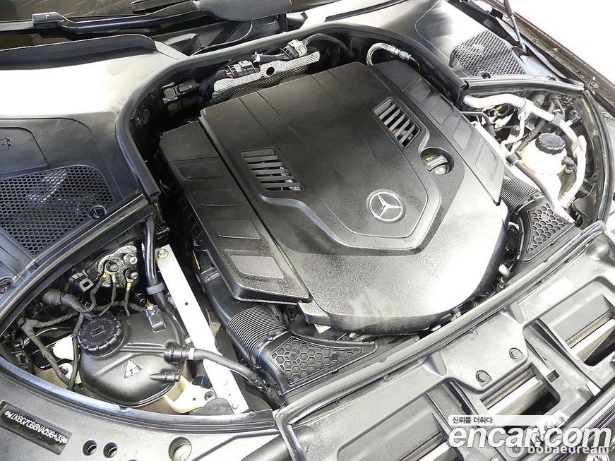 Mercedes-Benz S-Class 2022