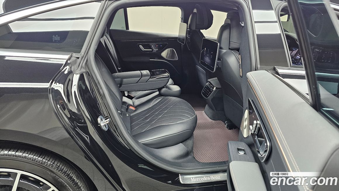 Mercedes-Benz EQS 2023