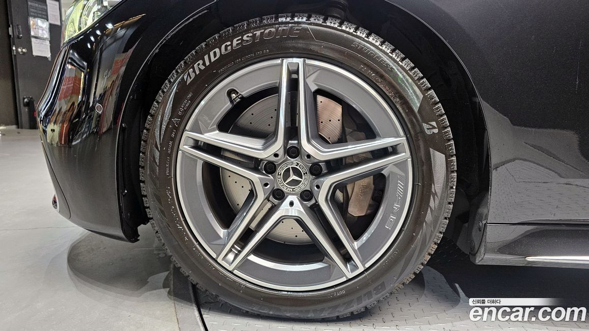 Mercedes-Benz S-Class 2022