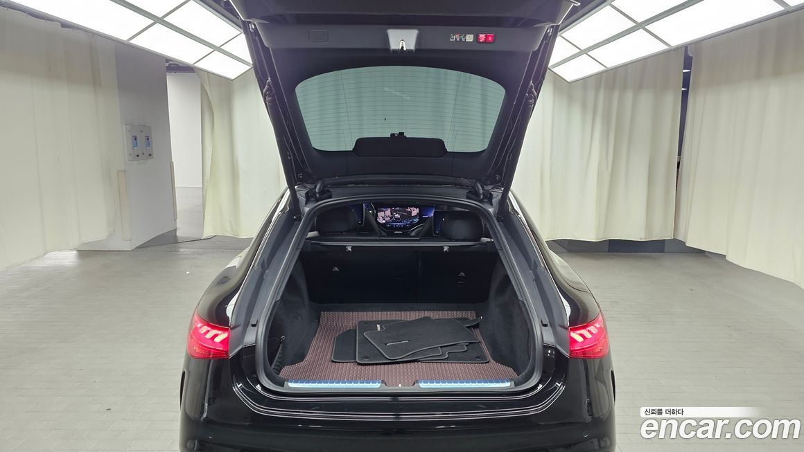 Mercedes-Benz EQS 2023